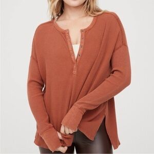 Offline by Aerie WOW Waffle Henley Tee - Brown - Small
